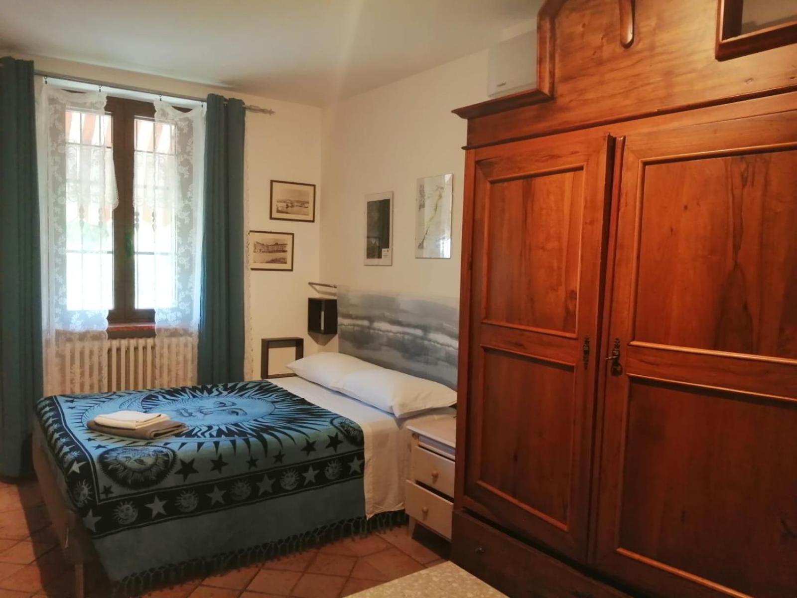 דירות לונאטו Hill House מראה חיצוני תמונה
